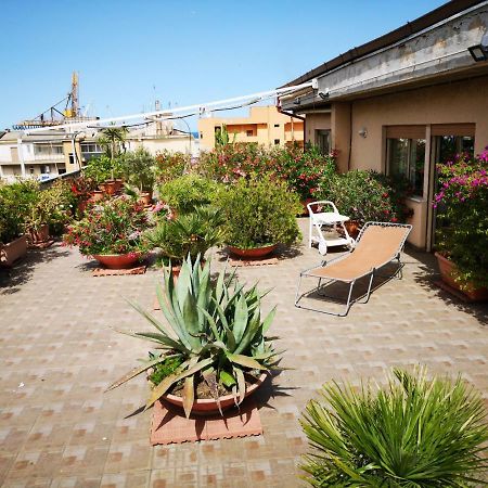 Appartement La Terrazza Di Jenny à Palerme Extérieur photo